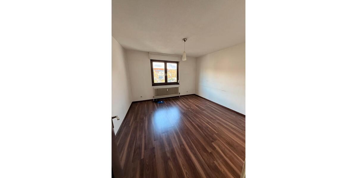 Etagenwohnung Stuttgart Mühlhausen - 2.5 Zimmer, 60 m&sup2;, 700&euro; | Angebot:26032172