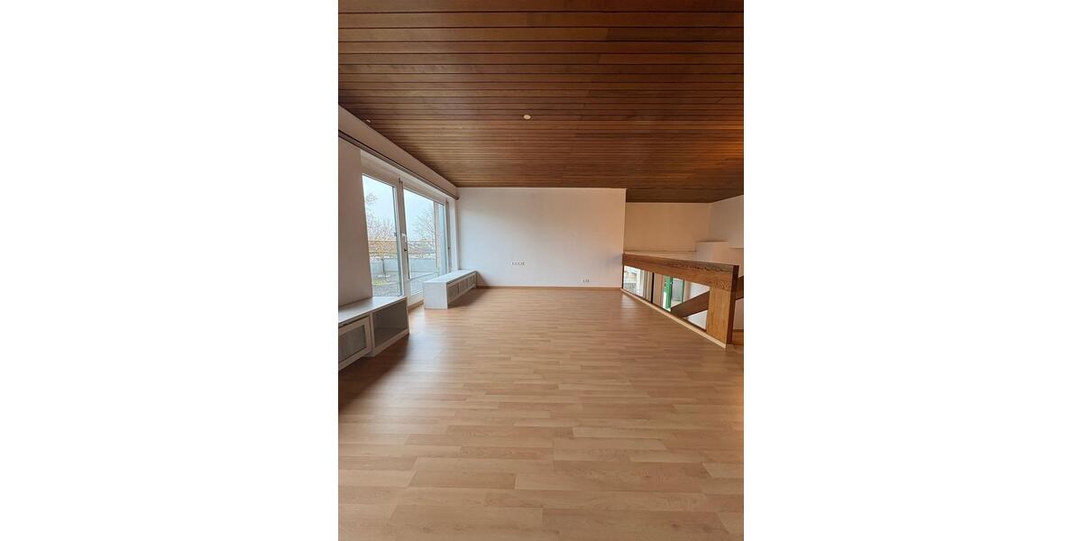 Einfamilienhaus Backnang - 3.5 Zimmer, 119 m&sup2;, 1.320&euro; | Angebot:25380390