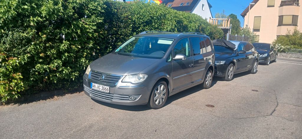 VW Touran 247.000 km 3.300 &euro; Winnenden 71364
