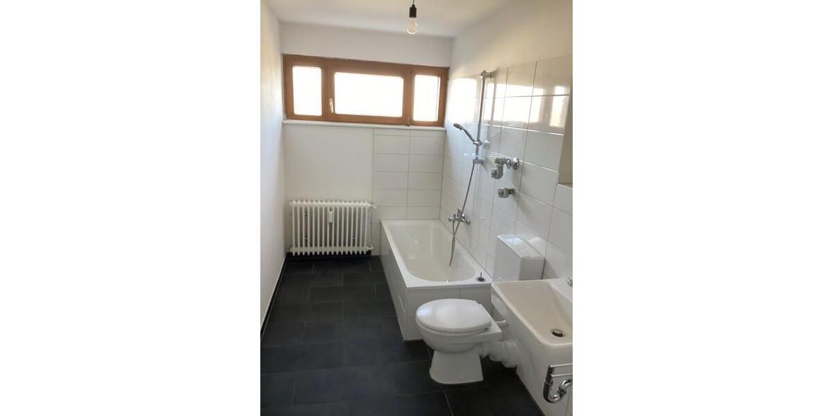 Etagenwohnung Göppingen Faurndau - 4 Zimmer, 99 m&sup2;, 992&euro; | Angebot:23780800