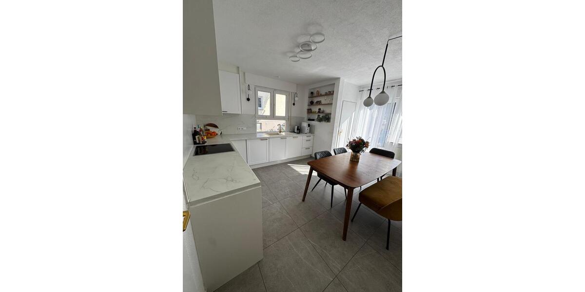Erdgeschoßwohnung Plochingen - 4 Zimmer, 112 m&sup2;, 350.000&euro; | Angebot:25836752