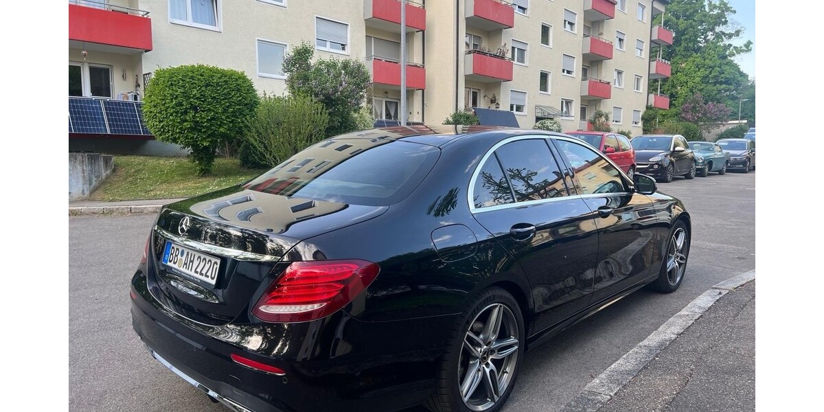 Mercedes-Benz E 220 98.000 km 32.500 &euro; Weil im Schönbuch 71093