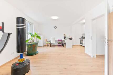Haus Waiblingen - 9 Zimmer, 265 m&sup2;, 1.068.700&euro; | Angebot:27005401