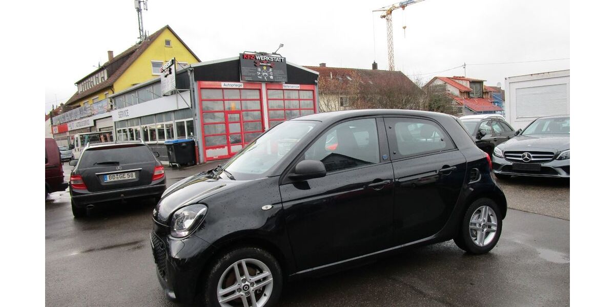 Smart ForFour 17.000 km 9.990 &euro; Böblingen 71032