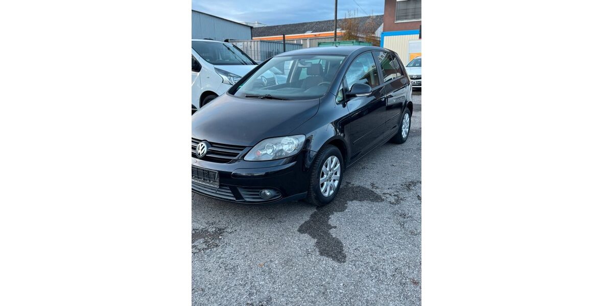 VW Golf 129.000 km 4.500 &euro; Sindelfingen 71065