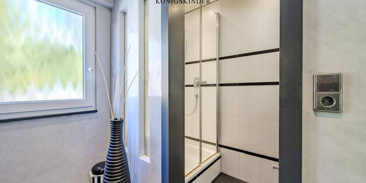 Mehrfamilienhaus, Wohnhaus Ebersbach an der Fils Ebersbach - 8 Zimmer, 275 m&sup2;, 699.000&euro; | Angebot:26188189