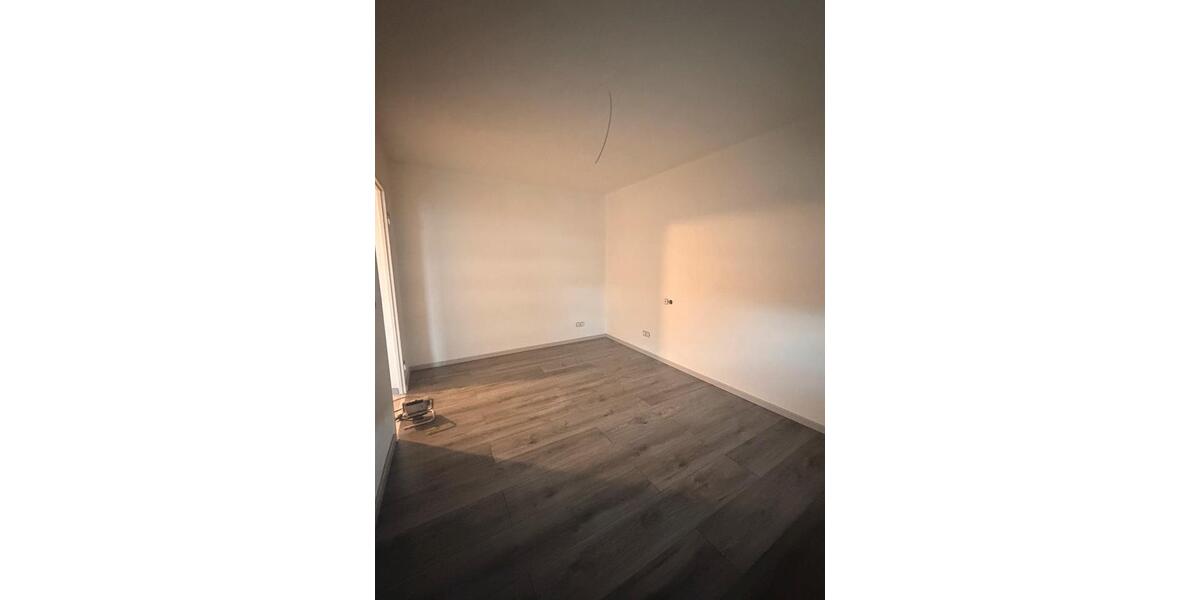 Etagenwohnung Kirchheim unter Teck - 3 Zimmer, 72 m&sup2;, 1.350&euro; | Angebot:25638346