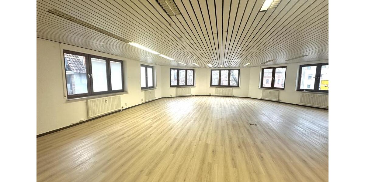 Gewerbeobjekt Backnang - 1.300&euro; | Angebot:25510356