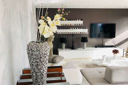 Wohnung Leonberg - 7 Zimmer, 220 m&sup2;, 3.300&euro; | Angebot:25892506