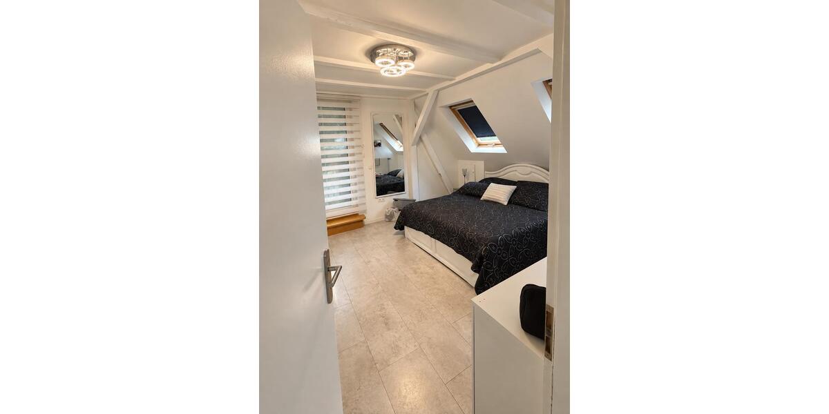 Einfamilienhaus Böblingen - 4 Zimmer, 133 m&sup2;, 1.800&euro; | Angebot:27620303
