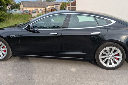 Tesla Model S 130.000 km 31.990 &euro; Oberstenfeld 71720