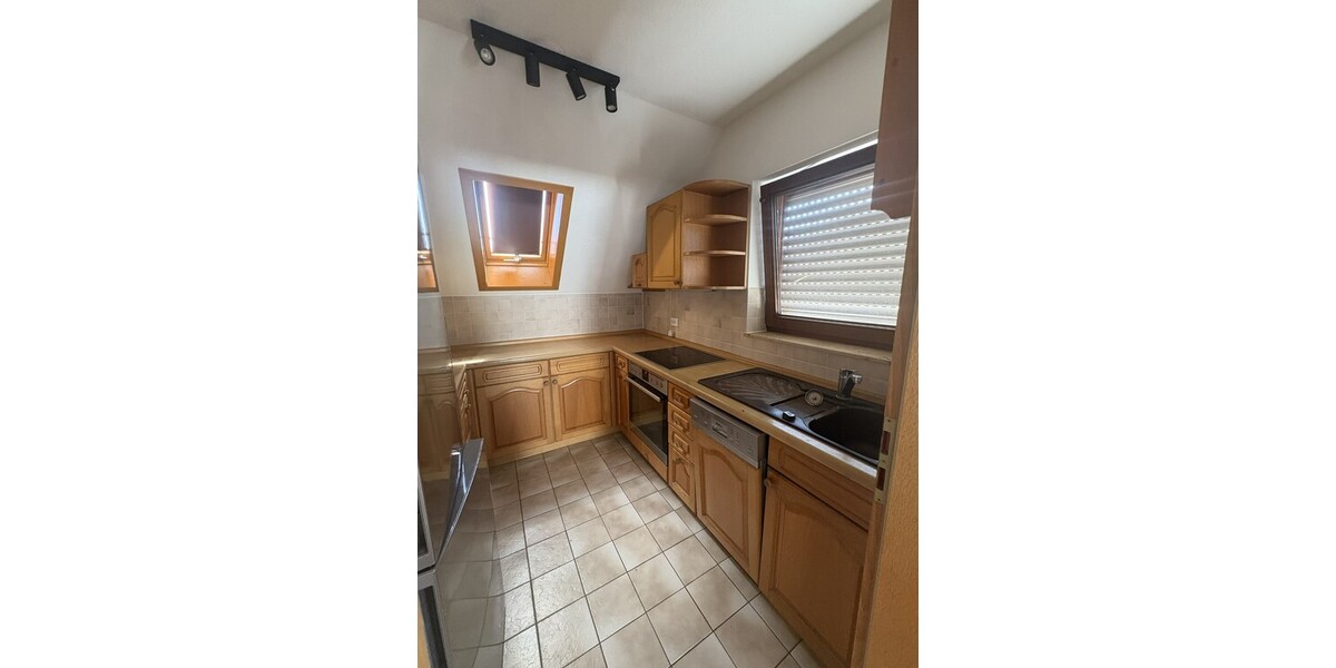 - Kurzfristig beziehbare, renovierte 3-4-Zimmer Maisonette-Wohnung in Murrhardt! - - Maisonettenwohnung Murrhardt | Angebot:26887988