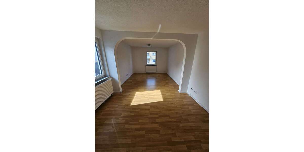 Etagenwohnung Leonberg - 3 Zimmer, 86 m&sup2;, 245.000&euro; | Angebot:26689416