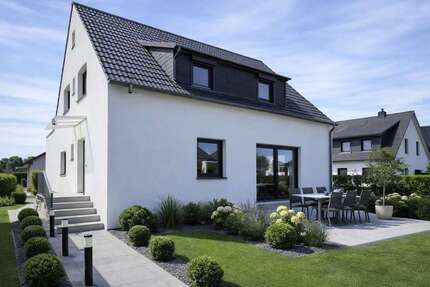 Haus Gerlingen - 8 Zimmer, 170 m&sup2;, 999.000&euro; | Angebot:26100035