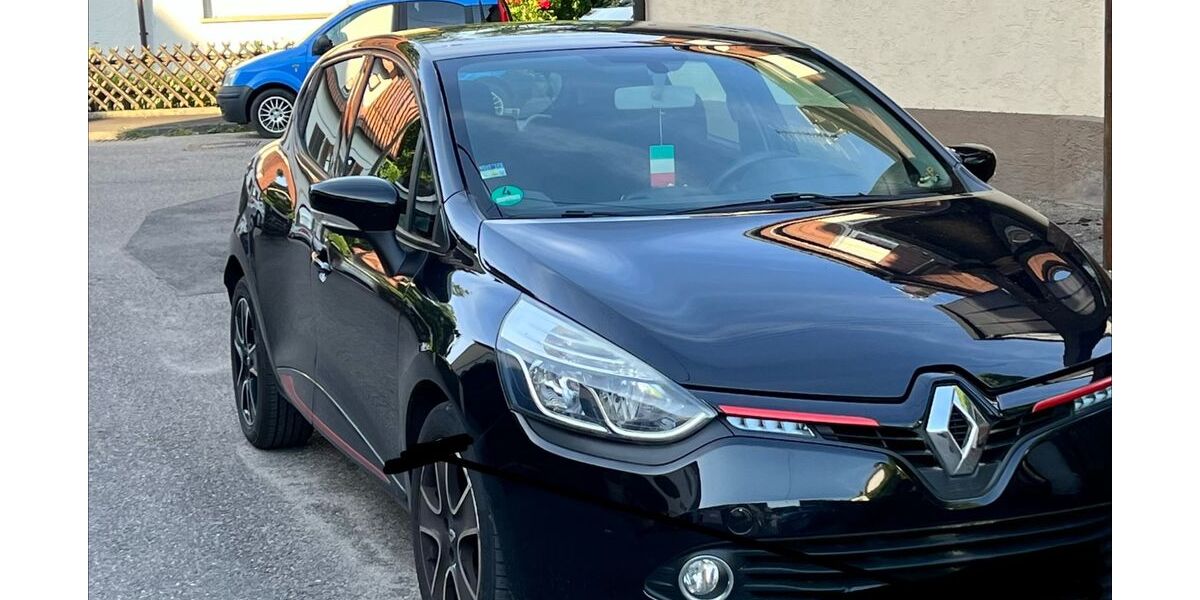 Renault Clio 79.000 km 6.800 &euro; Esslingen Am Neckar 73734