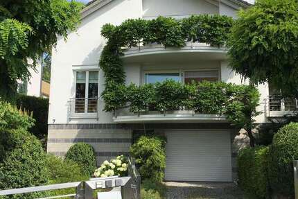 Haus Marbach am Neckar - 5 Zimmer, 155 m&sup2;, 2.500&euro; | Angebot:22715538