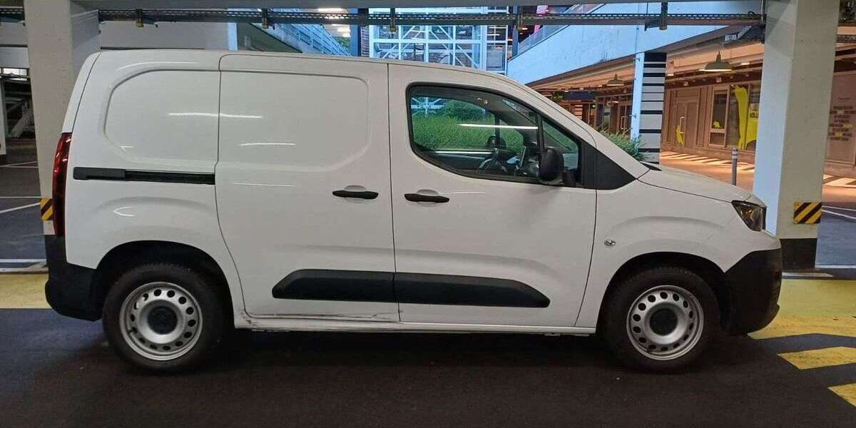 Peugeot Partner 80.000 km 10.900 &euro; Esslingen am Neckar 73733