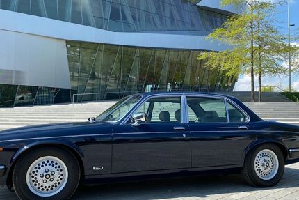 Jaguar XJ12 111.800 km 19.500 &euro; Stuttgart 70619