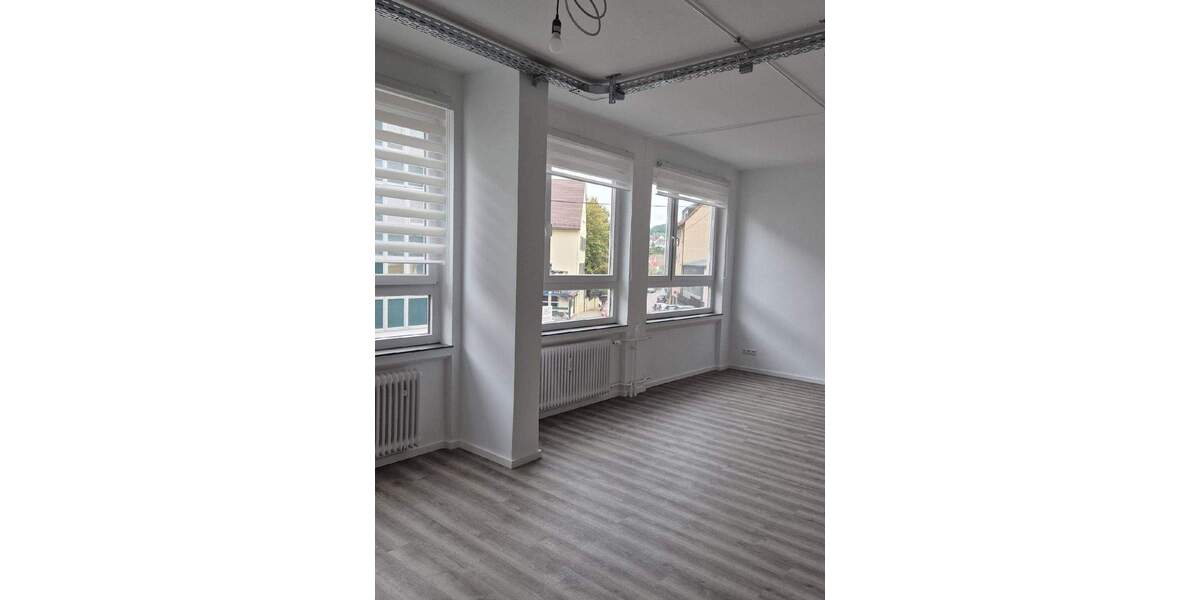 Einfamilienhaus Stuttgart Ost - 2.200&euro; | Angebot:25674464