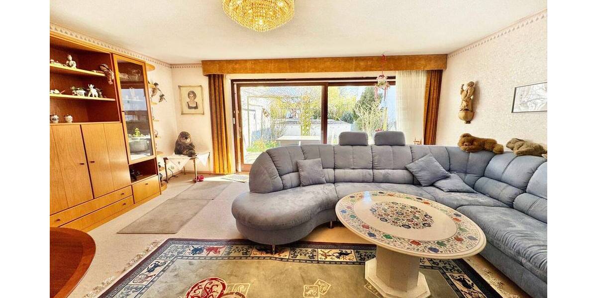 Reihenmittelhaus Stuttgart Birkach - 6 Zimmer, 161 m&sup2;, 665.000&euro; | Angebot:26476426