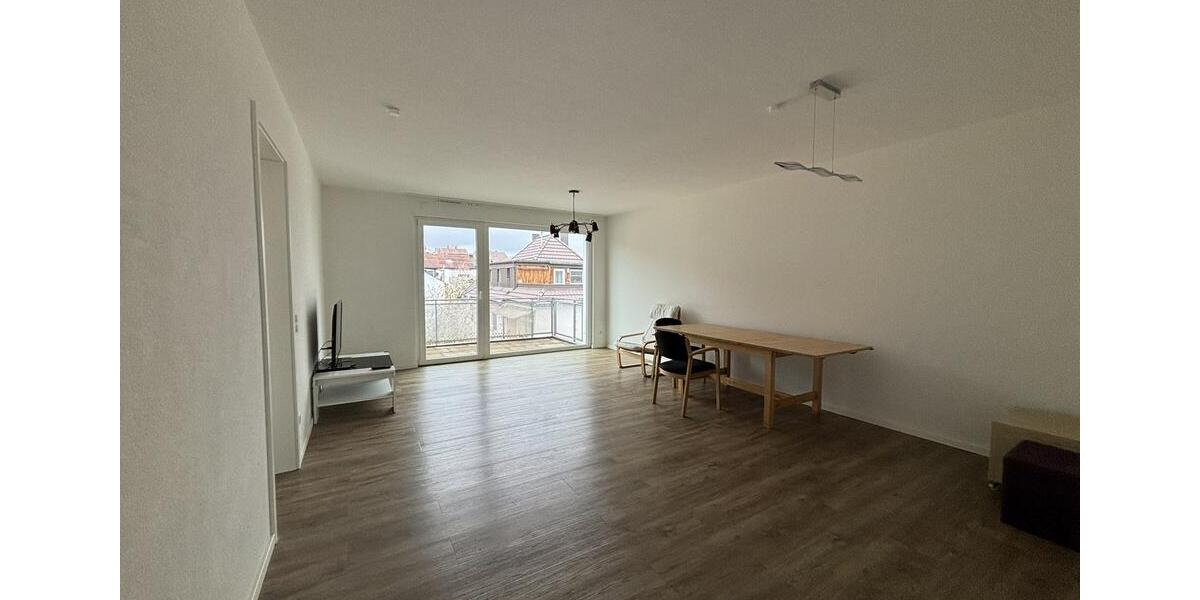 Etagenwohnung Benningen am Neckar - 3 Zimmer, 84 m&sup2;, 1.230&euro; | Angebot:25974626