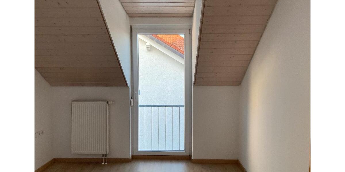 Dachgeschoßwohnung Lorch - 2 Zimmer, 60 m&sup2;, 660&euro; | Angebot:25719357