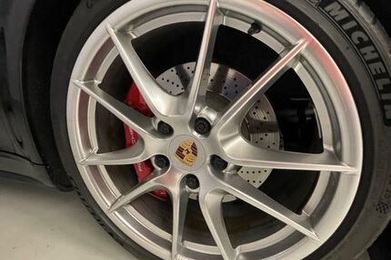 Porsche 991 17.044 km 109.991 &euro; Zuffenhausen 70435