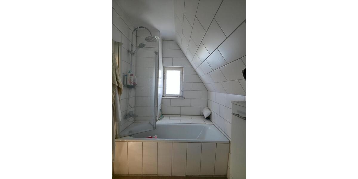 Einfamilienhaus Göppingen - 4 Zimmer, 98 m&sup2;, 475.000&euro; | Angebot:26531890