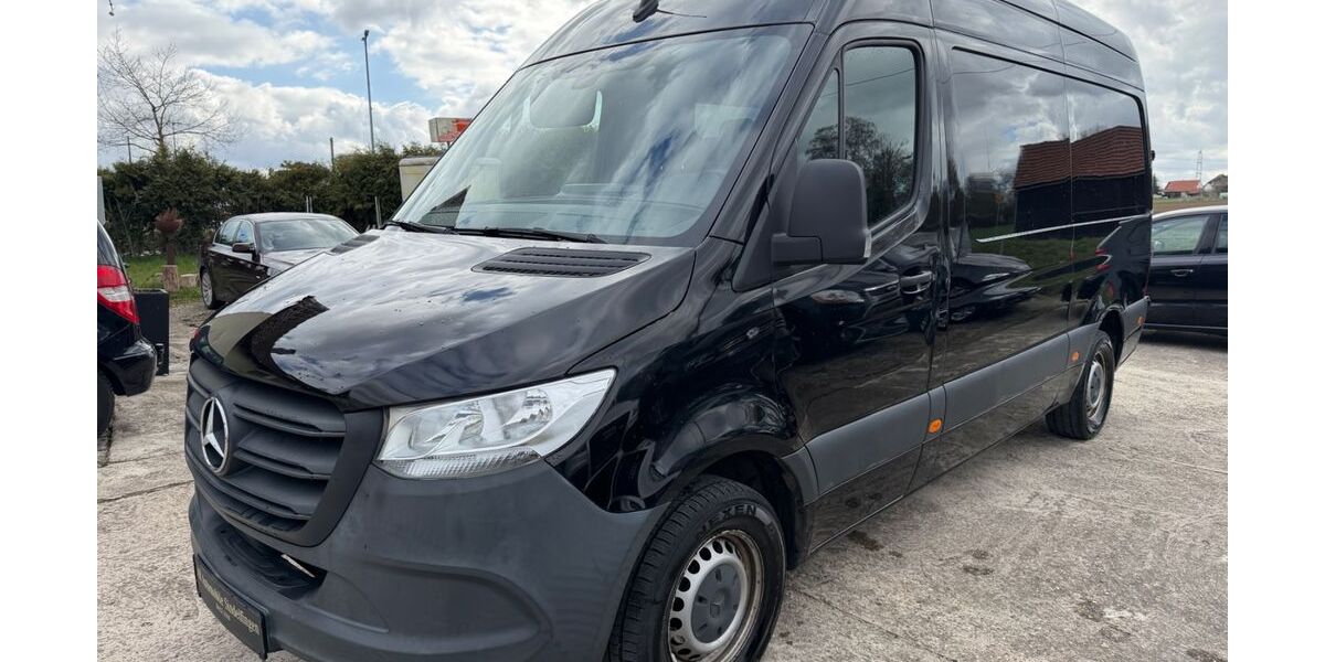 Mercedes-Benz Sprinter 183.000 km 17.950 &euro; Sindelfingen/Stuttgart 71069