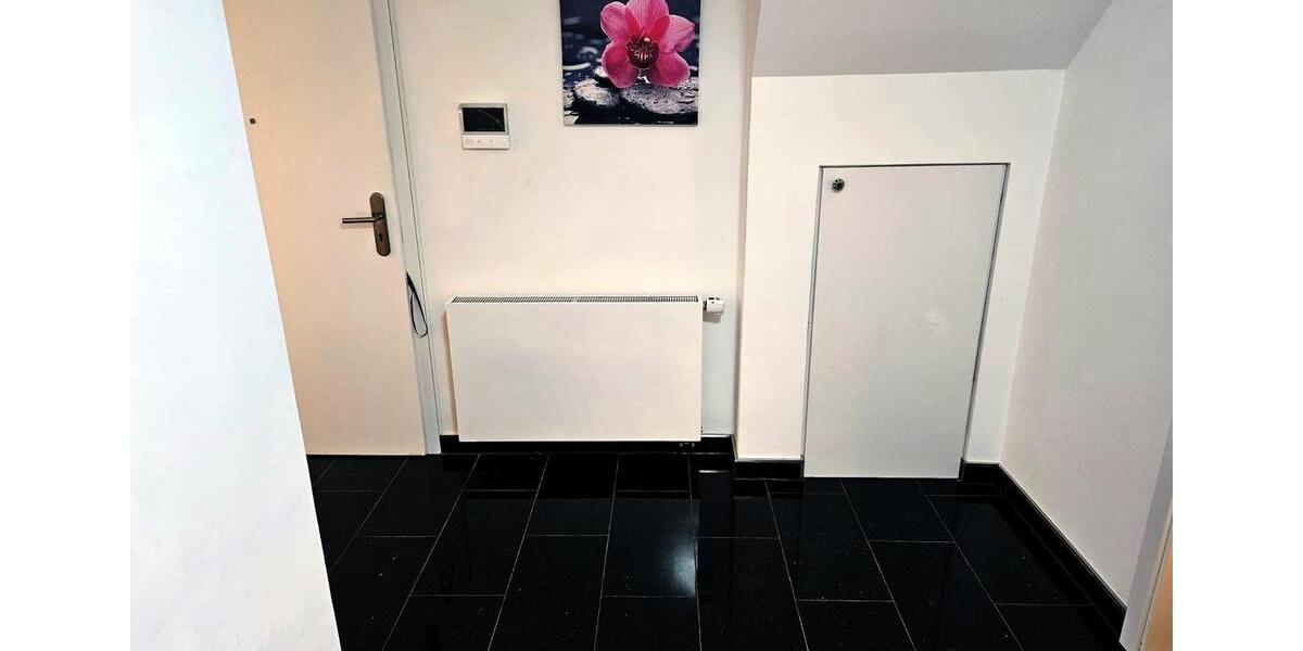 Dachgeschoßwohnung Stuttgart Feuerbach - 3 Zimmer, 65 m&sup2;, 1.200&euro; | Angebot:25547181