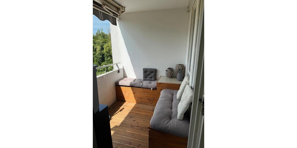 Etagenwohnung Sindelfingen Eichholz - 3.5 Zimmer, 87 m&sup2;, 265.000&euro; | Angebot:21156121