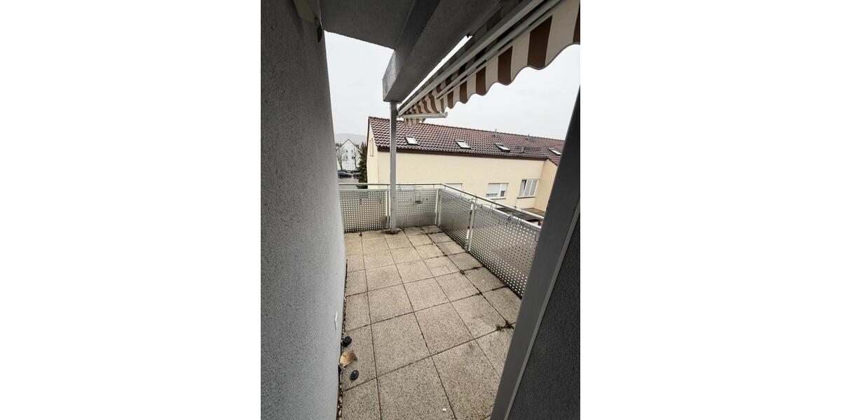 Hochparterre Esslingen am Neckar Oberesslingen - 3 Zimmer, 75 m&sup2;, 1.100&euro; | Angebot:26612883