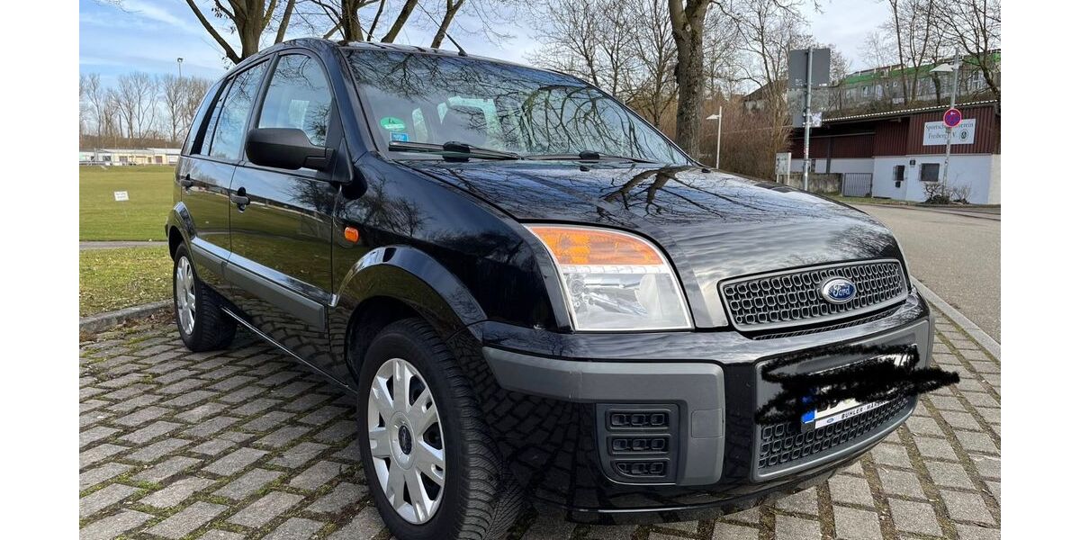 Ford Fusion 148.000 km 2.300 &euro; Ludwigsburg 71634