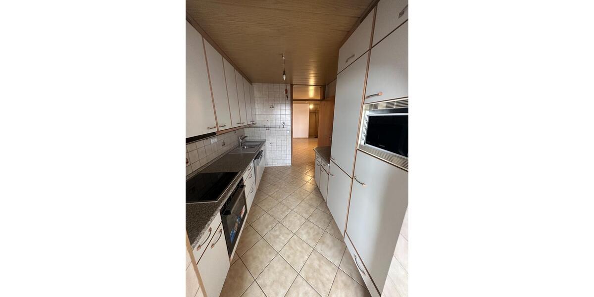 Hochparterre Sindelfingen Sindelfingen (Stadt) - 3.5 Zimmer, 90 m&sup2;, 1.300&euro; | Angebot:24870119