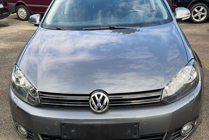 VW Golf 130.000 km 5.950 &euro; Möglingen 71696