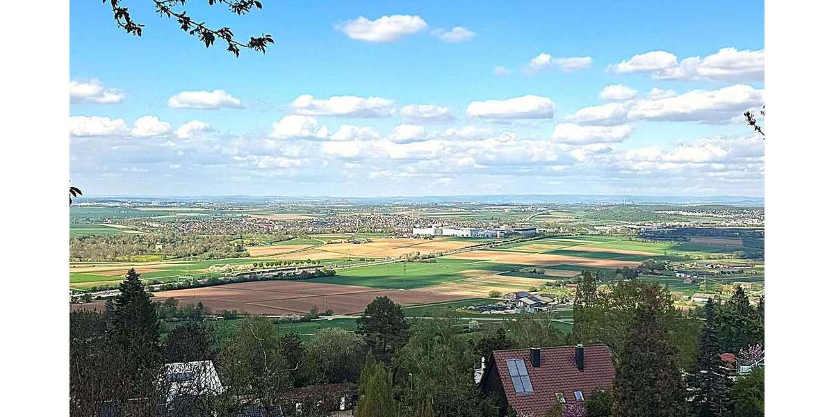 Einfamilienhaus Leonberg - 7 Zimmer, 271 m&sup2;, 897.000&euro; | Angebot:25831538