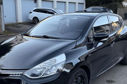 Renault Clio 125.000 km 6.300 &euro; Esslingen am Neckar 73732