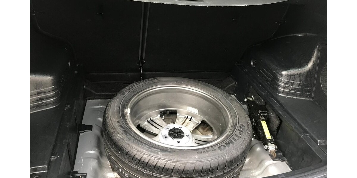 Hyundai IX35 128.000 km 11.900 &euro; Stuttgart 70173