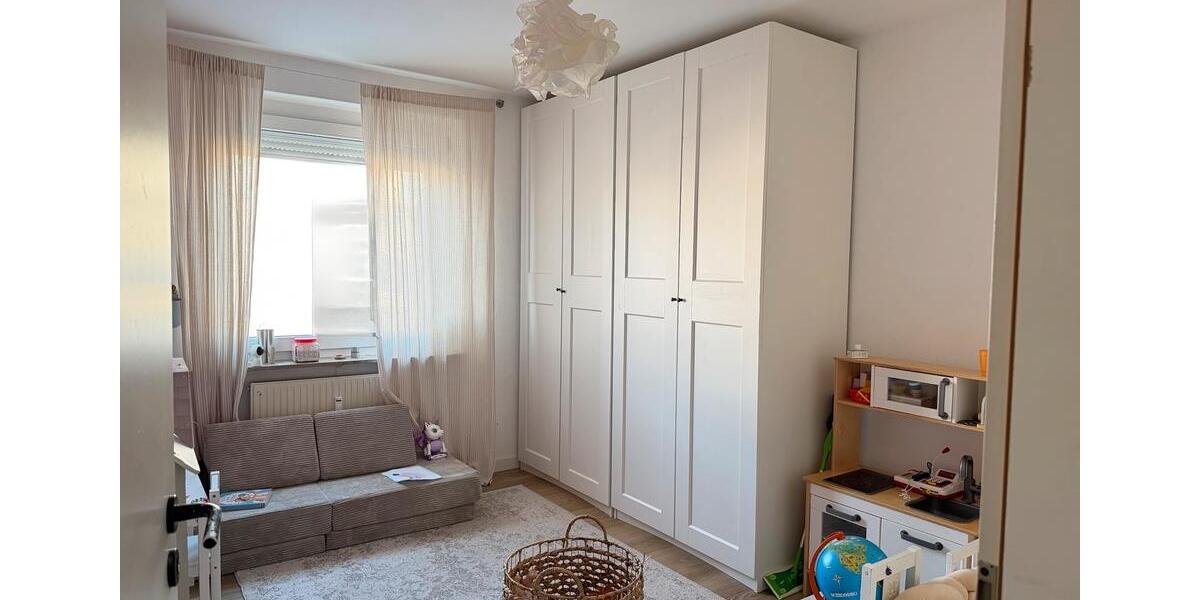 Etagenwohnung Kornwestheim - 4.5 Zimmer, 99 m&sup2;, 2.300&euro; | Angebot:24672654