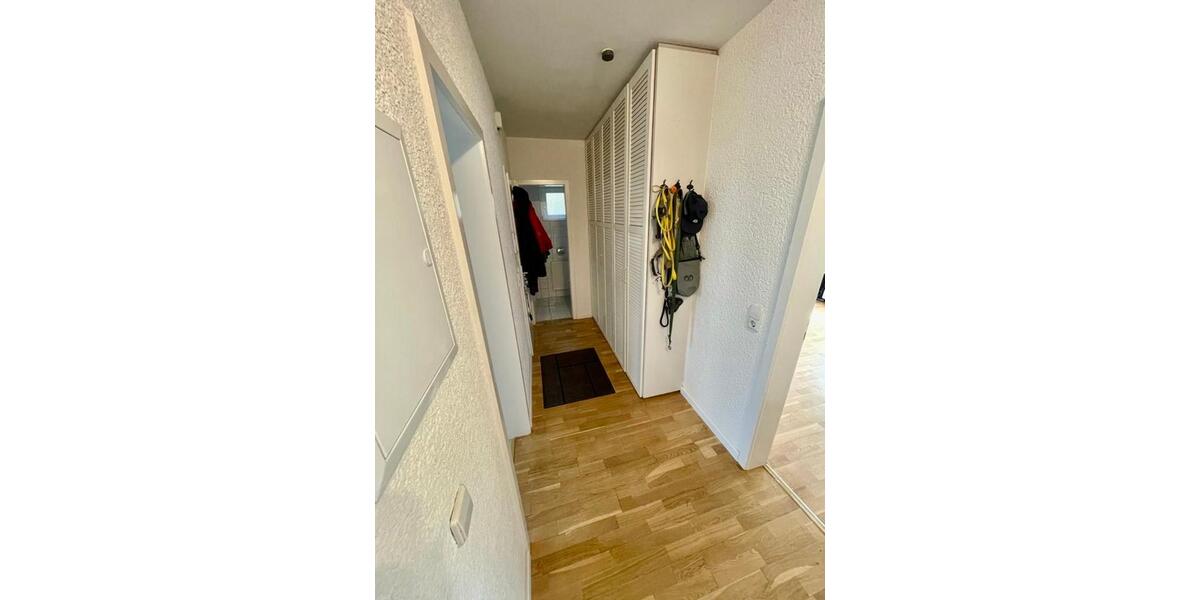 Etagenwohnung Stuttgart Vaihingen - 3 Zimmer, 85 m&sup2;, 1.800&euro; | Angebot:25540141