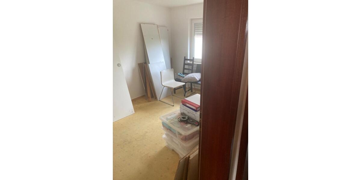Reihenhaus Ditzingen - 5 Zimmer, 160 m&sup2;, 1.100&euro; | Angebot:26618244