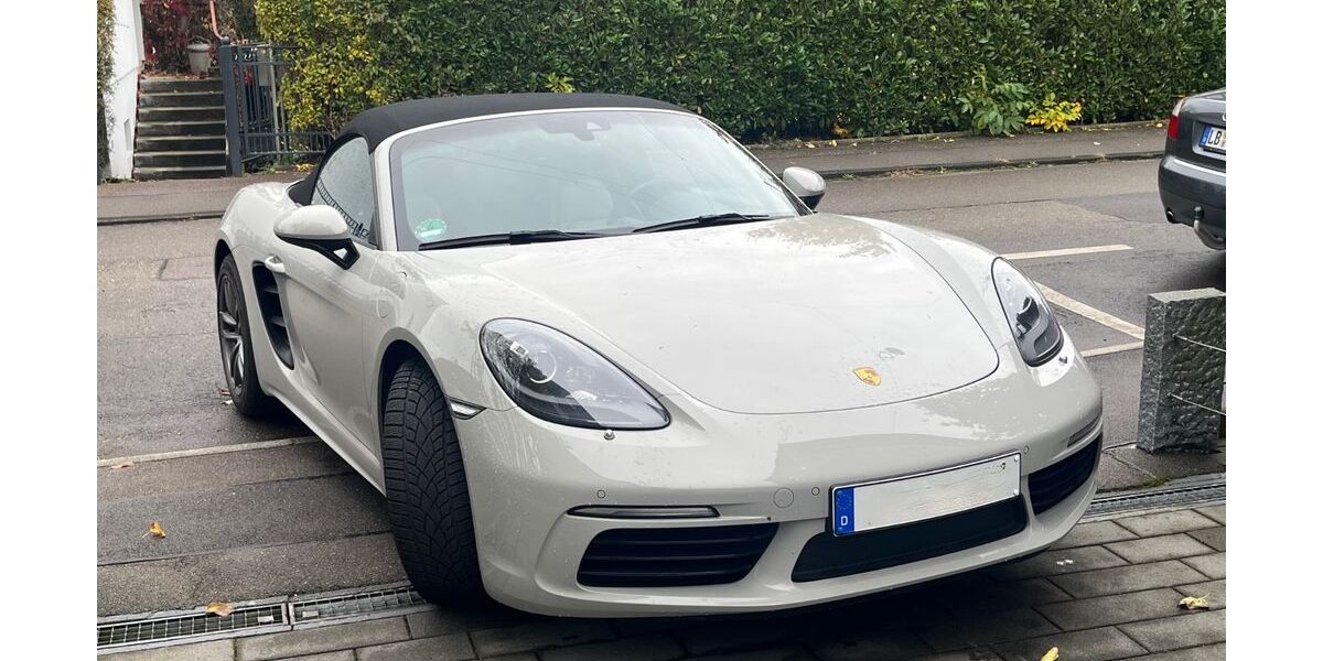 Porsche Boxster 60.800 km 51.600 &euro; Ludwigsburg 71640