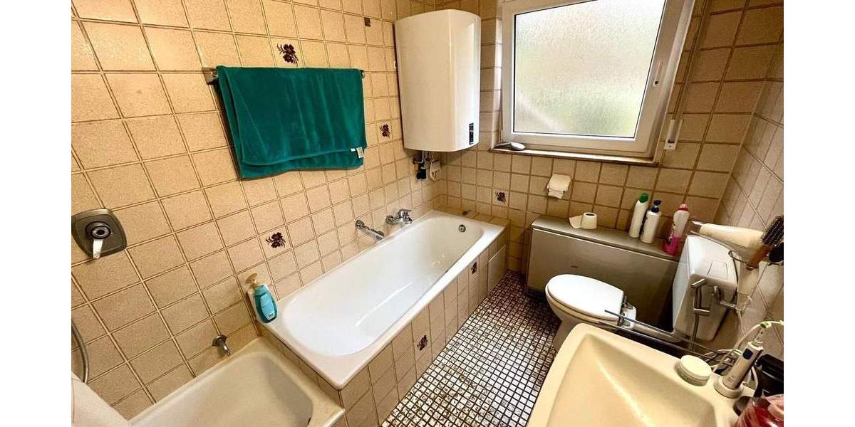 Etagenwohnung Marbach am Neckar Marbach - 2 Zimmer, 65 m&sup2;, 230.000&euro; | Angebot:25701415