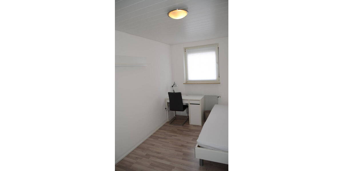 Etagenwohnung Stuttgart Zuffenhausen - 3 Zimmer, 62 m&sup2;, 270.000&euro; | Angebot:26699023