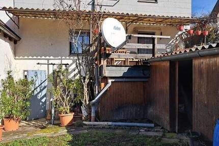 Haus Wolfschlugen - 5 Zimmer, 102 m&sup2;, 375.000&euro; | Angebot:25781238