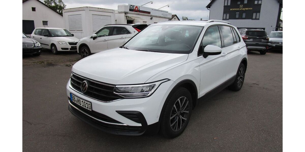 VW Tiguan 76.000 km 21.990 &euro; Böblingen 71032