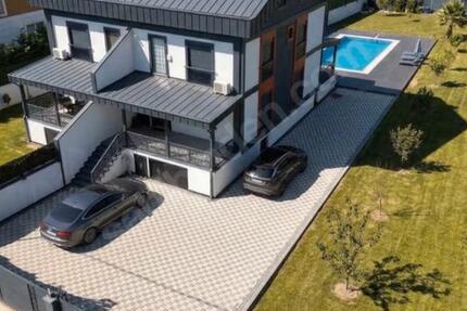 Haus Leutenbach - 6 Zimmer, 326 m&sup2;, 900.000&euro; | Angebot:26004827