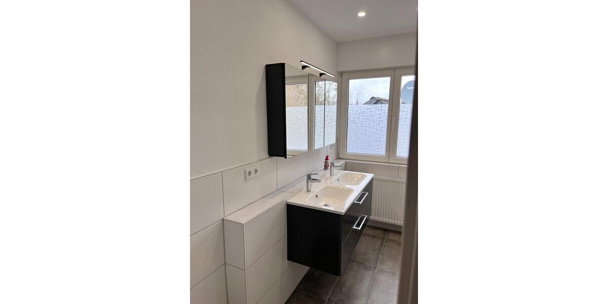 Dachgeschoßwohnung Marbach am Neckar - 3 Zimmer, 80 m&sup2;, 950&euro; | Angebot:25209870