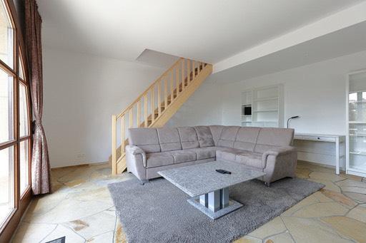 Maisonettenwohnung Mundelsheim - 2.5 Zimmer, 90 m&sup2;, 1.190&euro; | Angebot:25390626