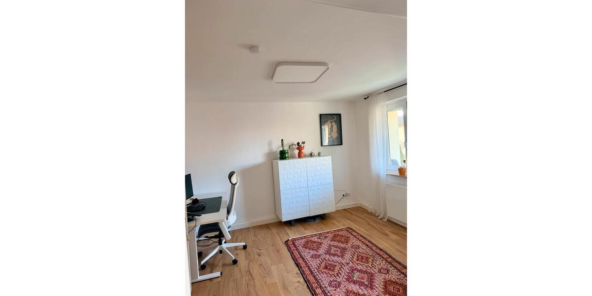 Etagenwohnung Stuttgart Neuwirtshaus - 3 Zimmer, 65 m&sup2;, 1.220&euro; | Angebot:25865123